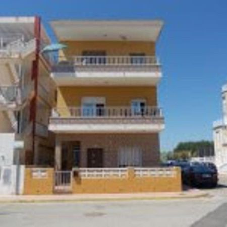 Piles - Apartment - Sleeps 7 - Parking - Seafront Eksteriør bilde