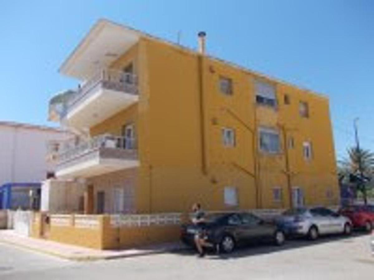 Piles - Apartment - Sleeps 7 - Parking - Seafront Eksteriør bilde