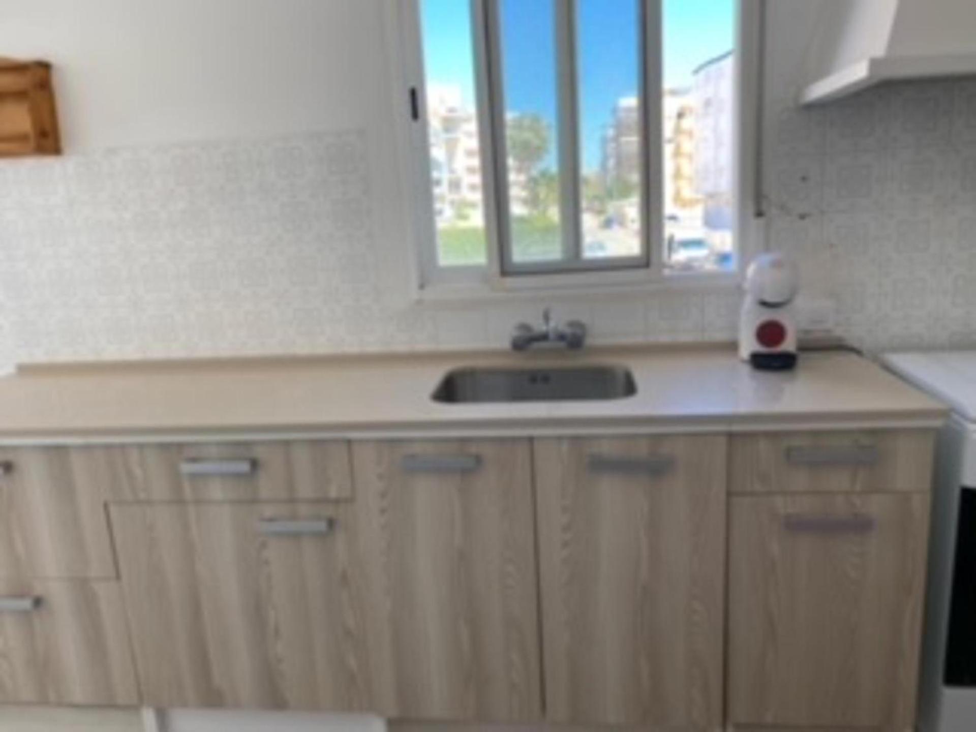 Piles - Apartment - Sleeps 7 - Parking - Seafront Eksteriør bilde